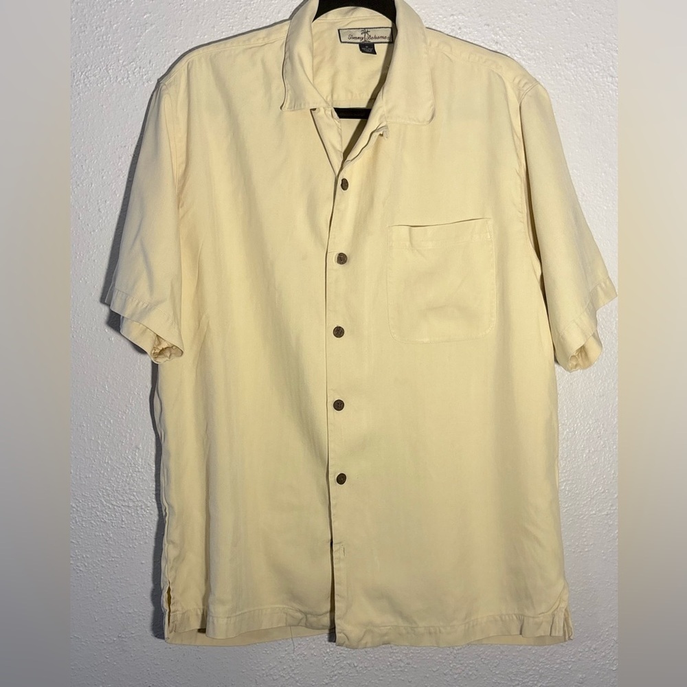 Tommy Bahama Shirt Butter Yellow 100% Silk Hawaiian Button Up Size M
